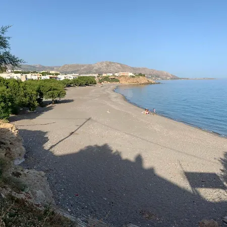 Blue Sea & Makrýgialos